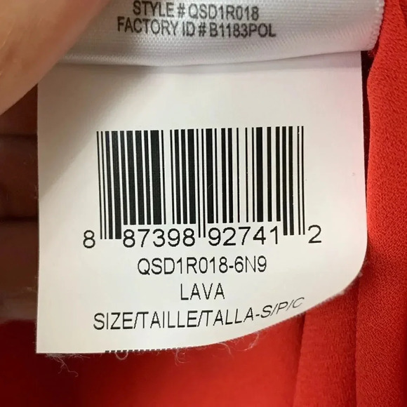 BCBGeneration Front Knot Tank - Picture 8 of 8